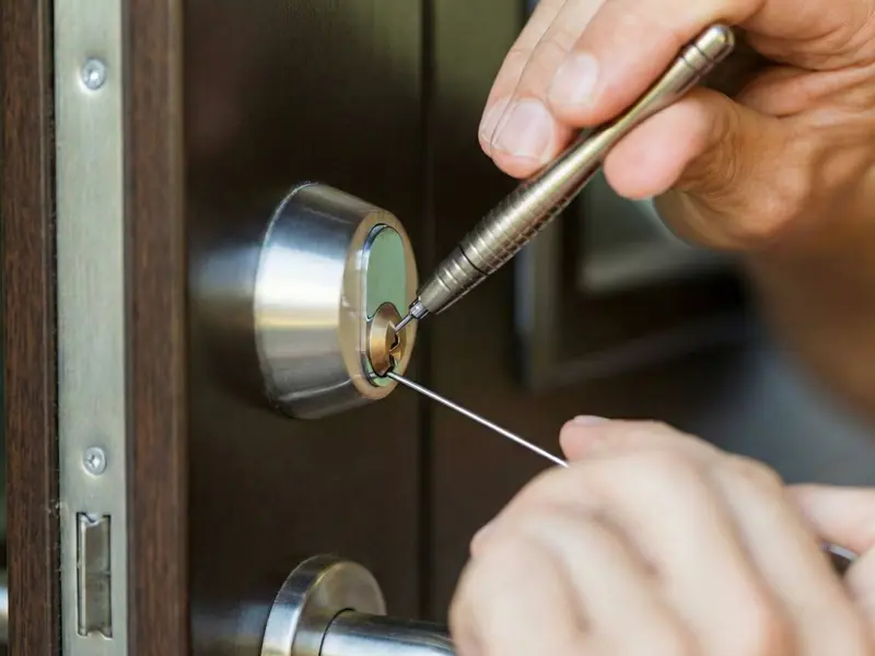 Chaveiro residencial em Camaçari – abertura de porta e troca de fechadura
